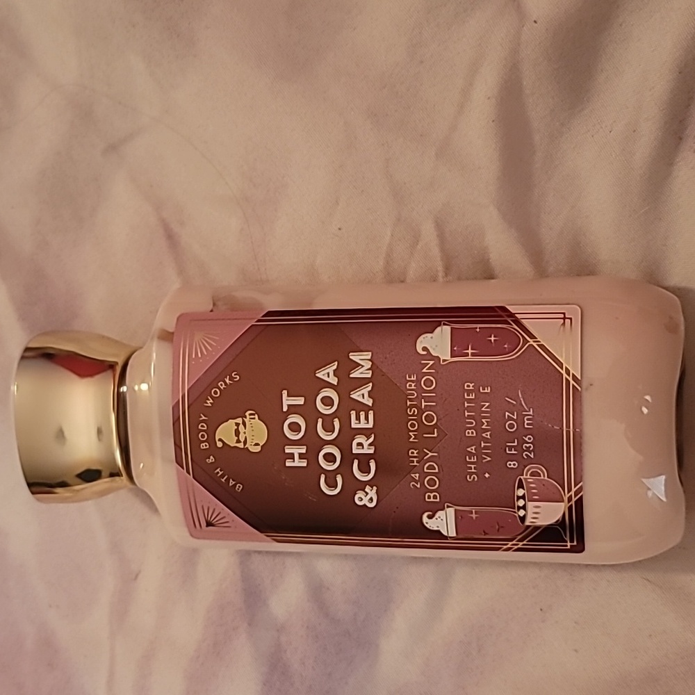 Bath & Body Works Hot Cocoa Cream Body Lotion 8 oz